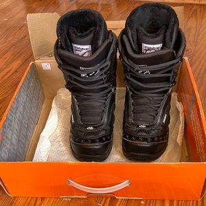 Thirtytwo Exus Women’s snowboard boots